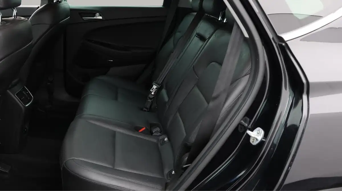 2019-hyundai-tucson-16-t-gdi-premium-big-16