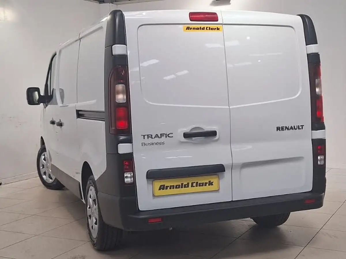 2022-renault-trafic-20dci-sl28-130-business-big-1