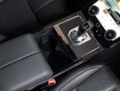2022-land-rover-range-rover-evoque-15-p300e-r-dynamic-se-small-39