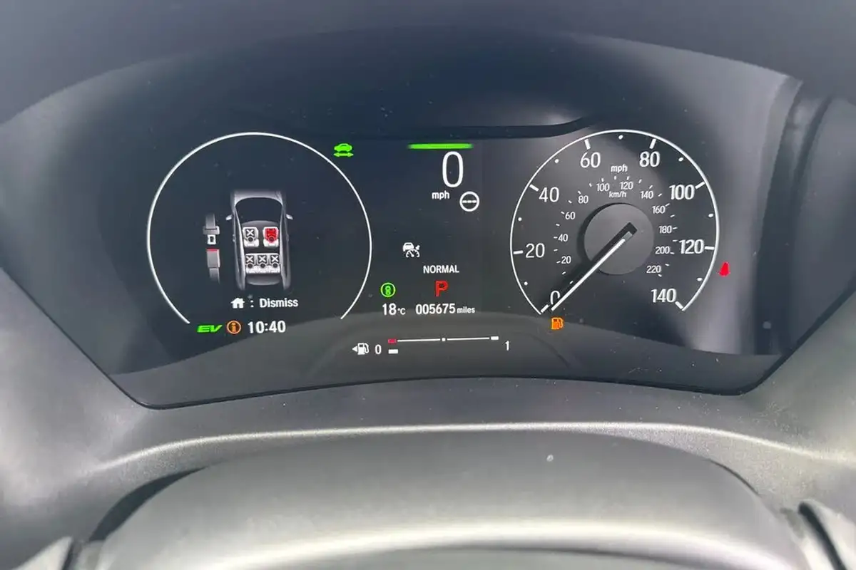 2025-honda-hr-v-15-i-mmd-advance-big-18