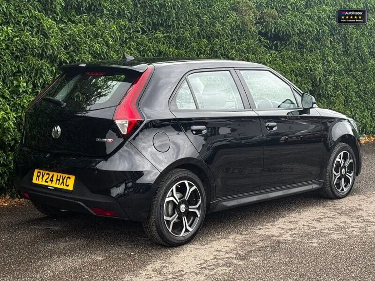 2024-mg-mg3-15-vti-tech-exclusive-nav-big-25