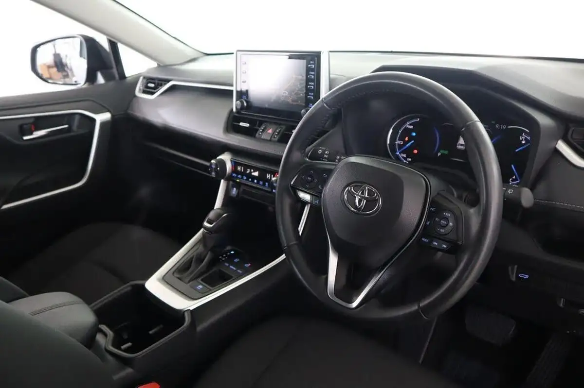 2022-toyota-rav4-25-vvt-i-design-215bhp-big-11
