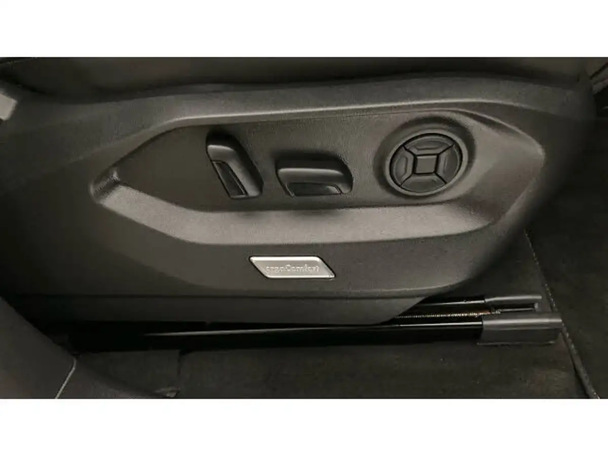 2021-volkswagen-touareg-30tdi-black-edition-286ps-big-36
