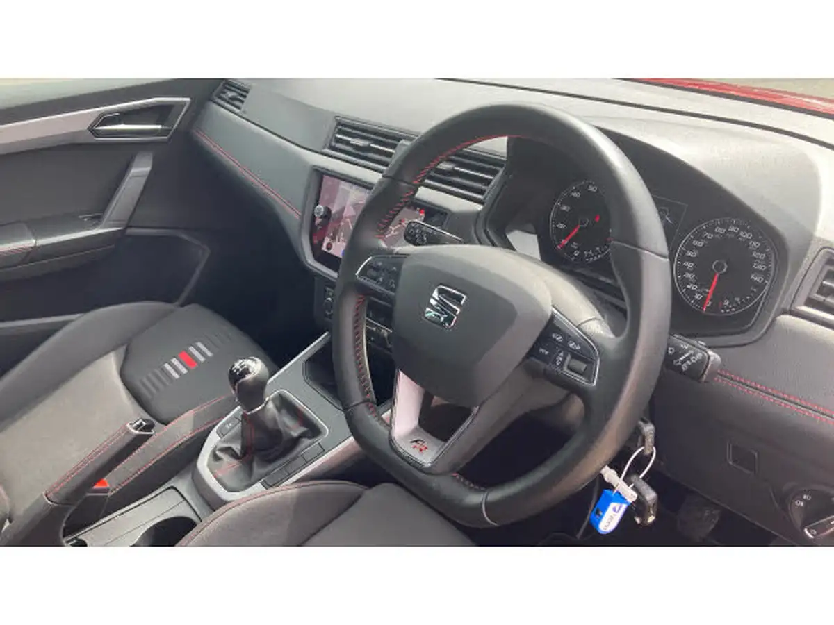 2021-seat-arona-10-tsi-fr-red-edition-big-10