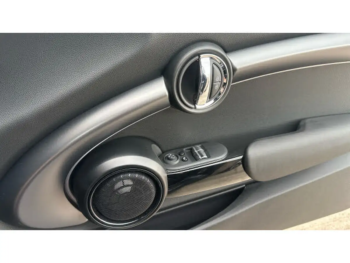 2024-mini-cooper-20-john-cooper-works-premium-auto-hatchback-3d-auto-big-19