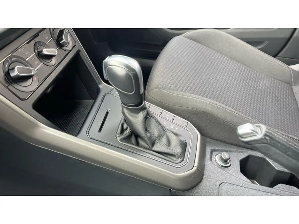 2021-volkswagen-polo-10-tsi-match-dsg-big-12