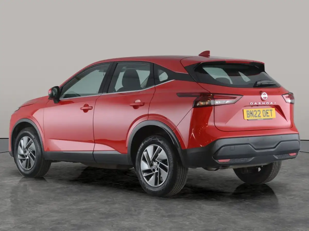 2022-nissan-qashqai-13-dig-t-acenta-premium-140ps-big-8