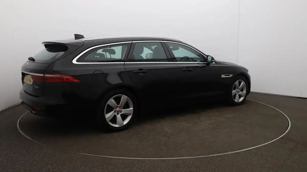 2018-jaguar-xf-20i-portfolio-249ps-sportbrake-5d-1997cc-big-41