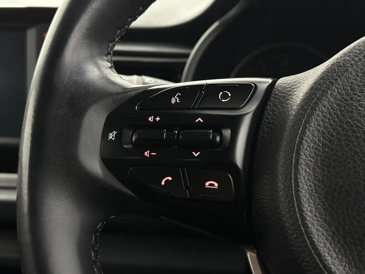 2018-kia-rio-125-2-big-12