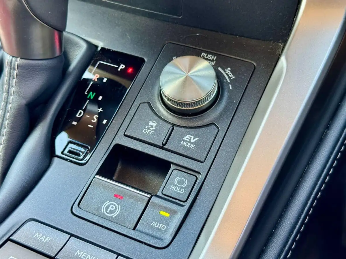 2018-lexus-nx-300h-25-luxury-p-navi-convenience-packpan-big-39