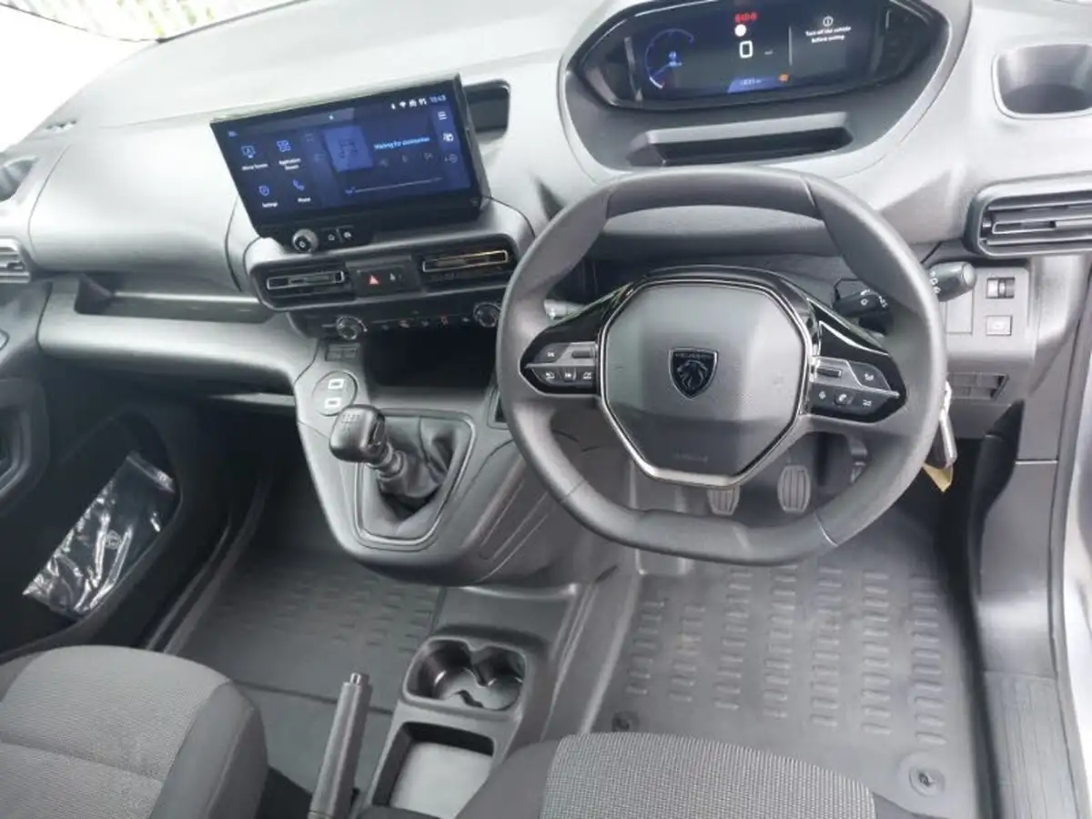 2024-peugeot-partner-15-bluehdi-professional-100pseu6d-big-6
