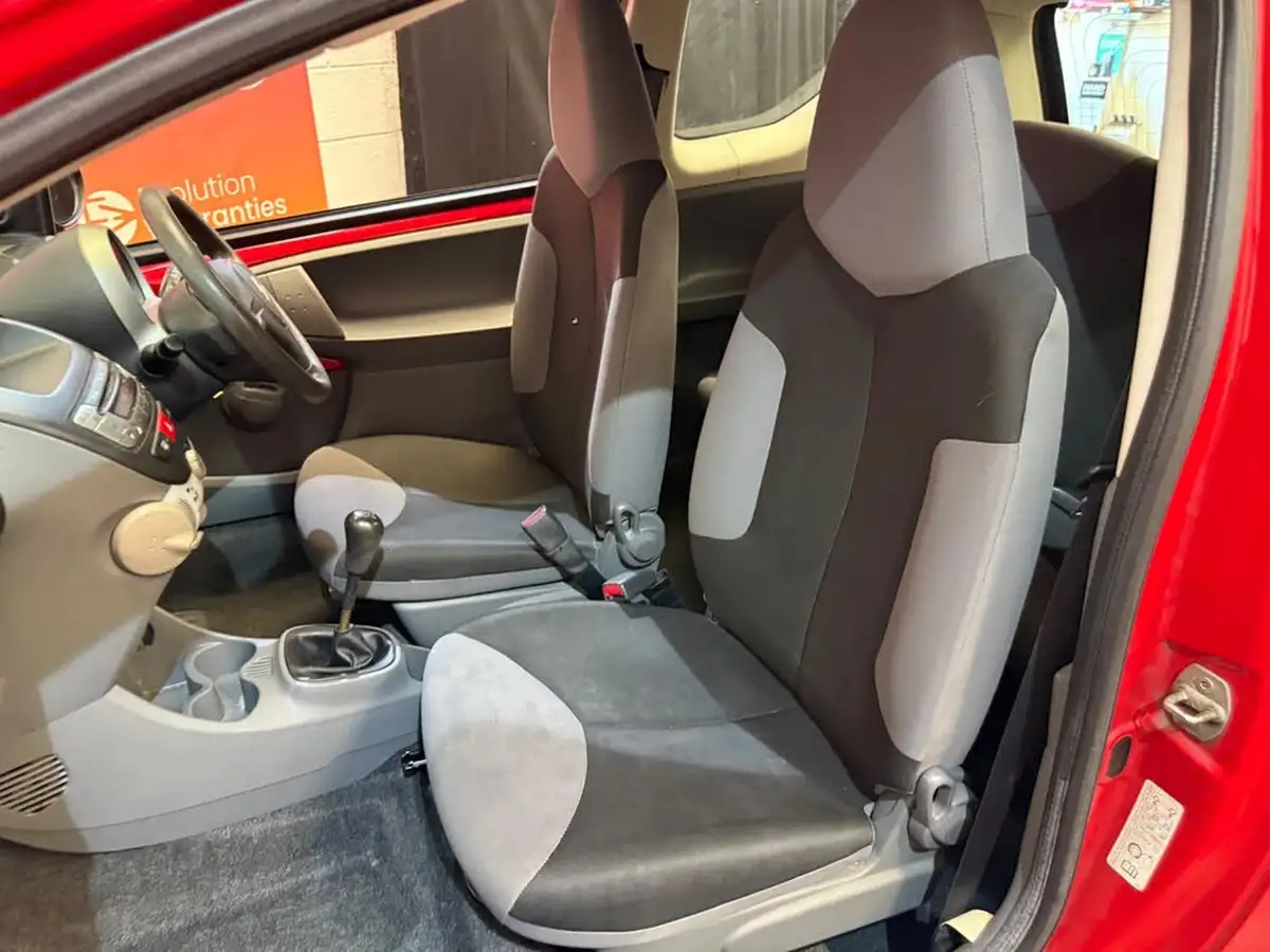 2011-citroen-c1-10-vtr-68-3d-big-24