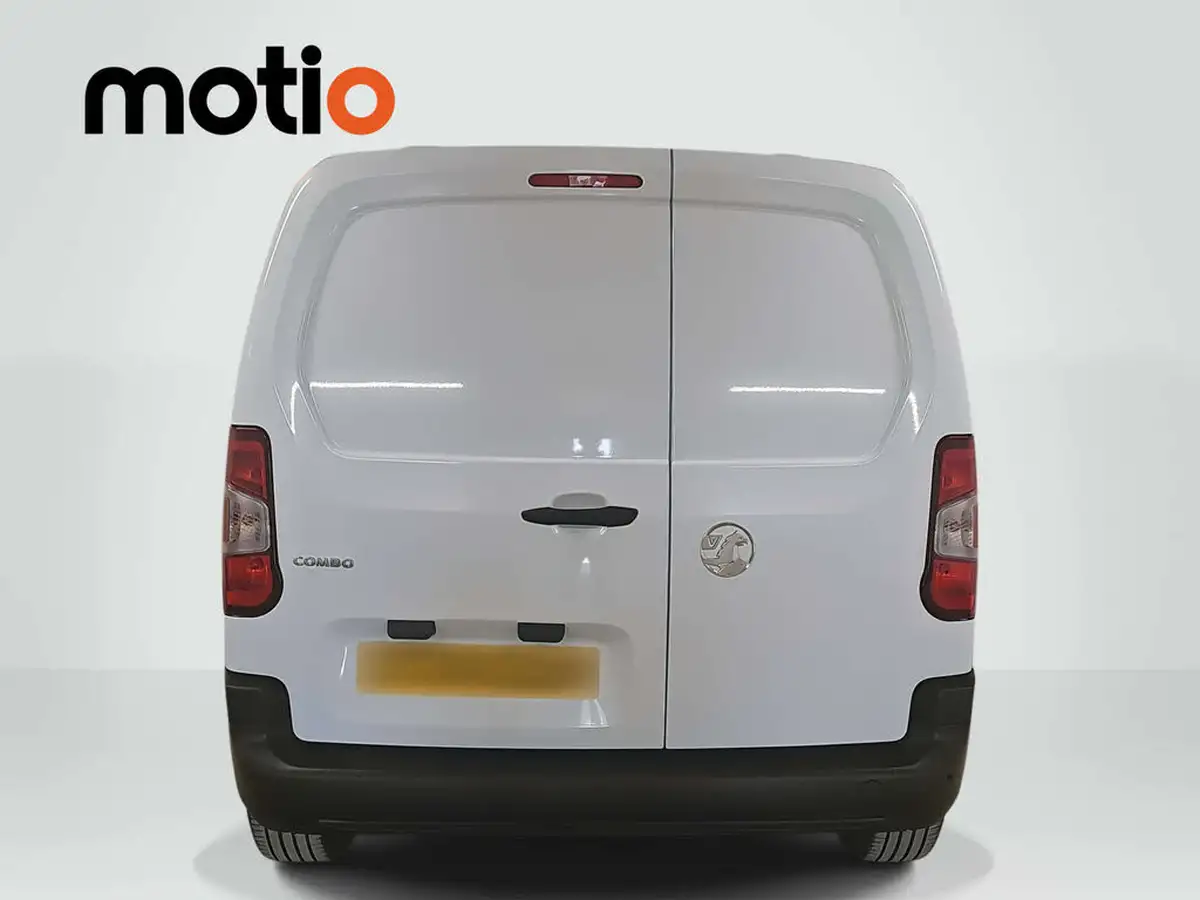 2024-vauxhall-combo-15cdti-prime-100pseu6e-big-3