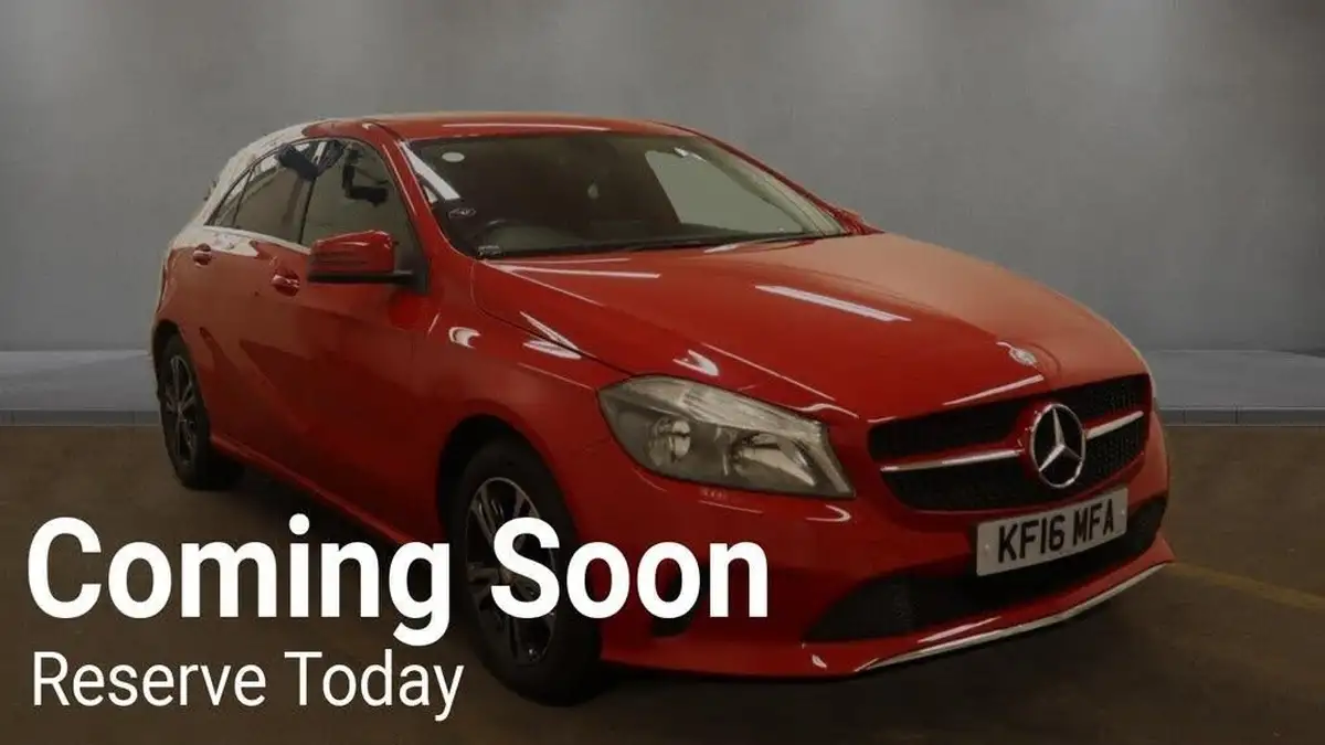 2016-mercedes-benz-a-class-21d-a200d-se-ss-7g-dct-big-0