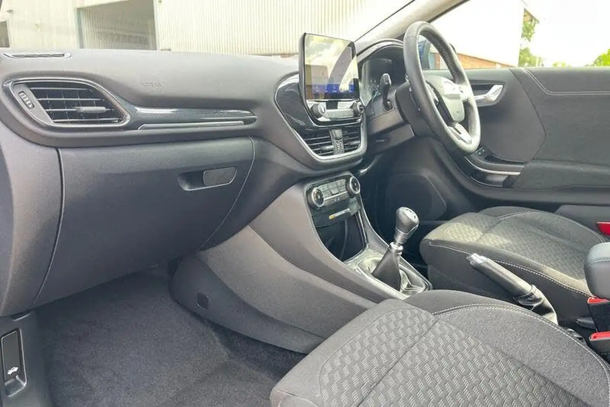 2023-ford-puma-suv-10-titanium-125ps-big-17