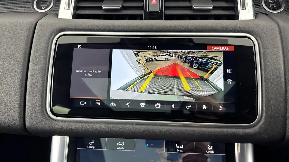 2021-land-rover-range-rover-sport-30-d300-hse-silver-big-17