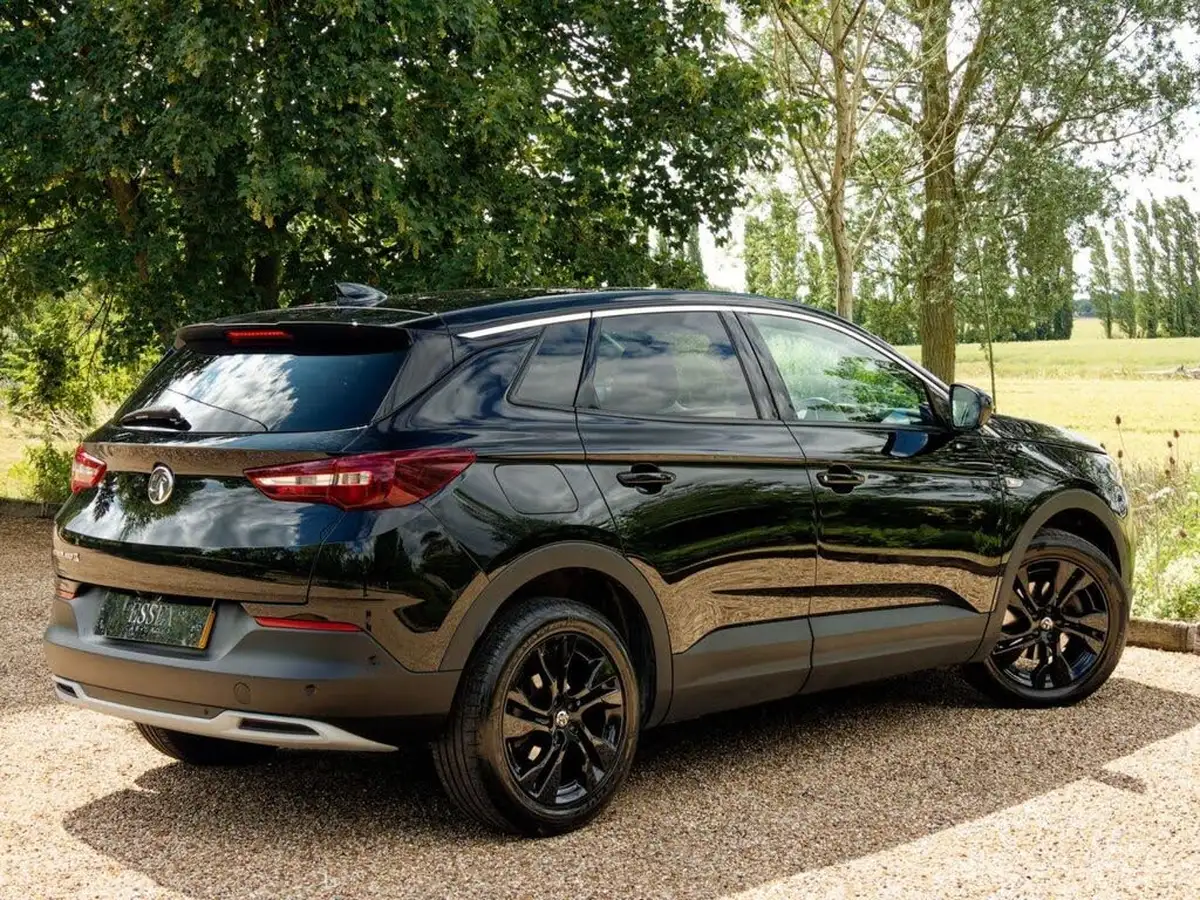 2021-vauxhall-grandland-x-12-sri-nav-auto-big-7