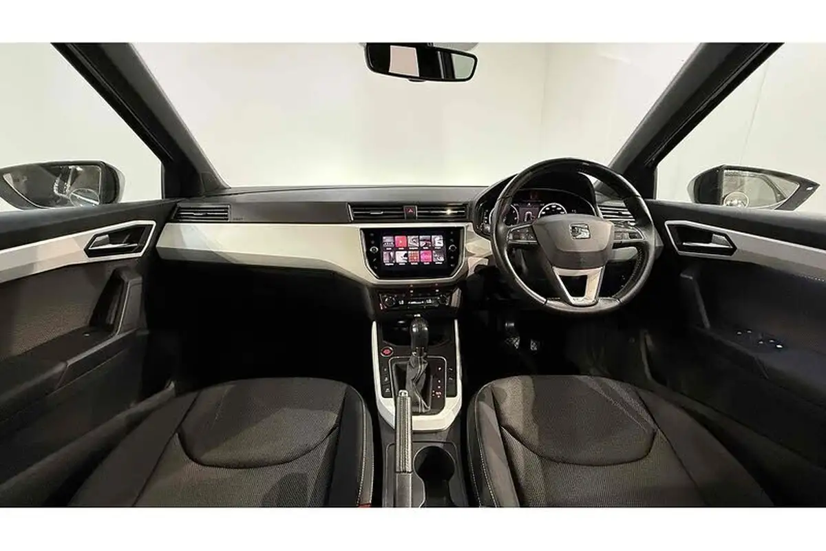 2018-seat-arona-10-tsi-xcellence-lux-dsg-big-1