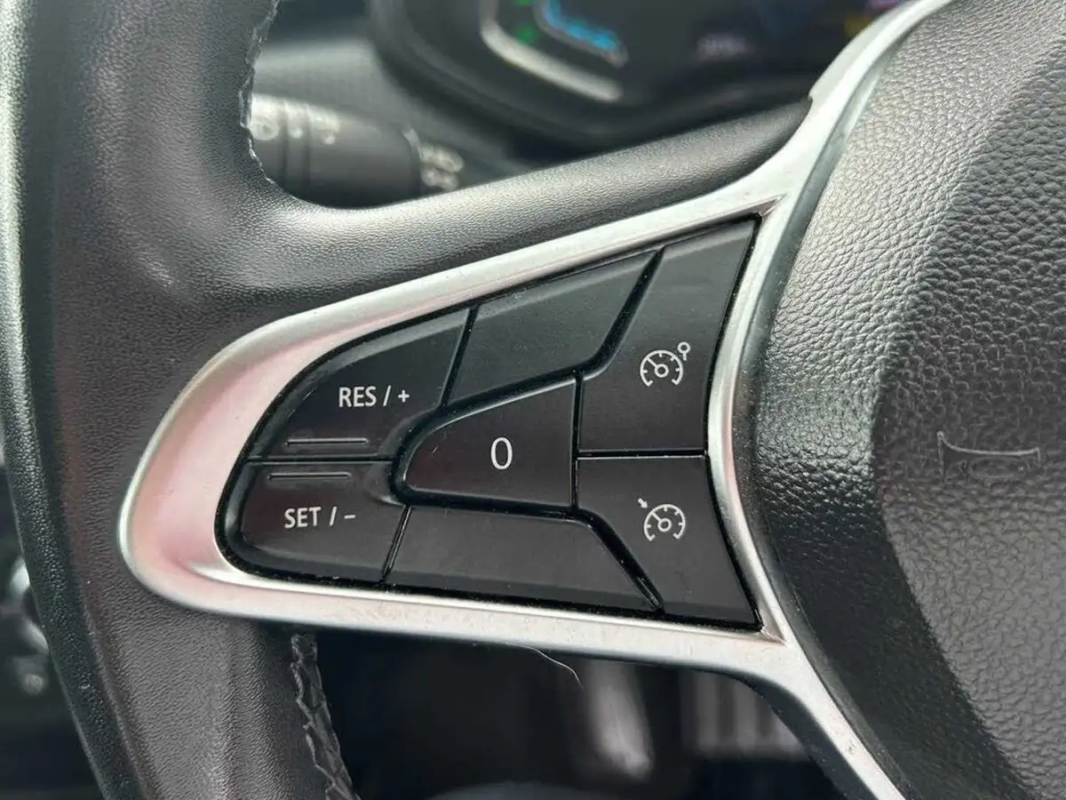 2023-renault-clio-16-evolution-big-18