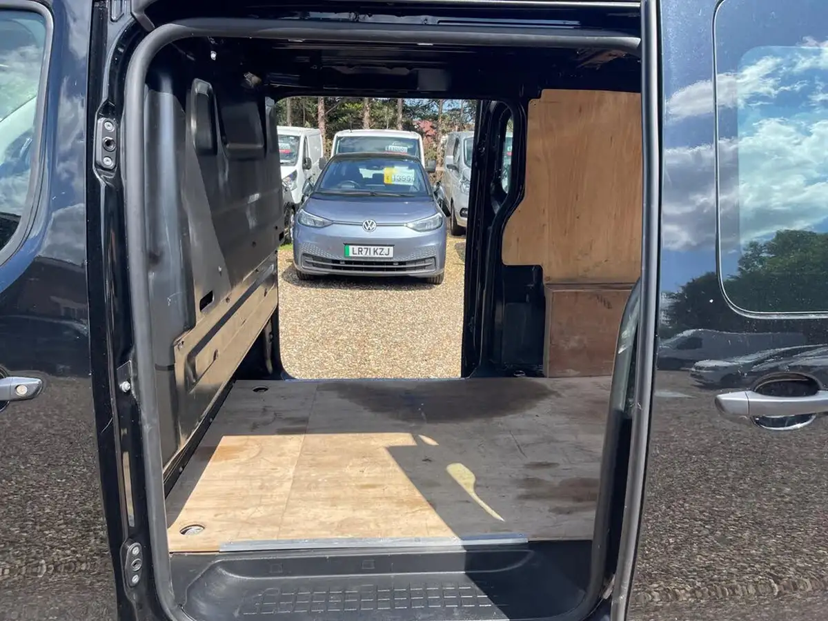 2021-vauxhall-vivaro-20td-3100-l2h1-dynamic-145pseu6d-panel-auto-big-19