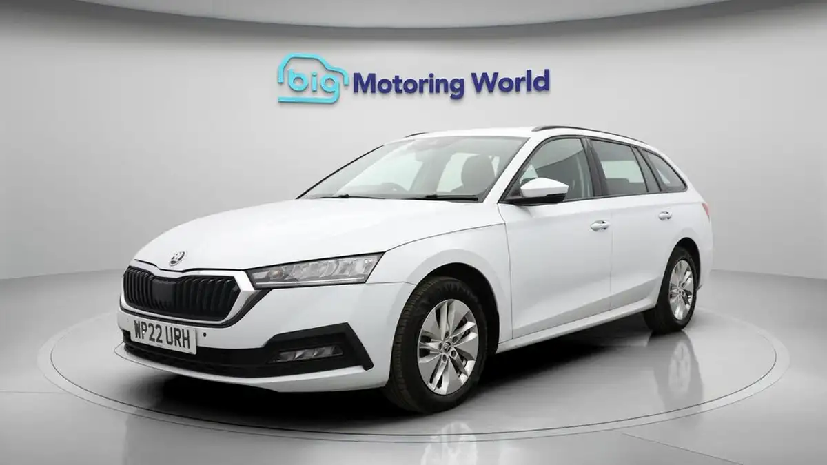 2022-skoda-octavia-10-tsi-se-technology-110ps-estate-big-3