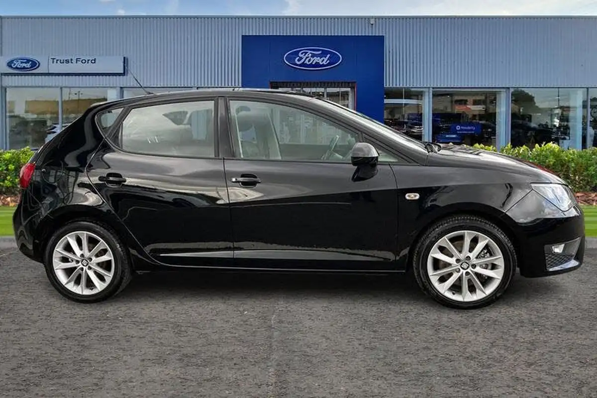 2016-seat-ibiza-12-tsi-fr-110ps-hatchback-5d-big-2