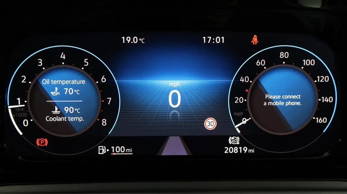 2022-volkswagen-golf-15-tsi-life-150ps-hatchback-big-10