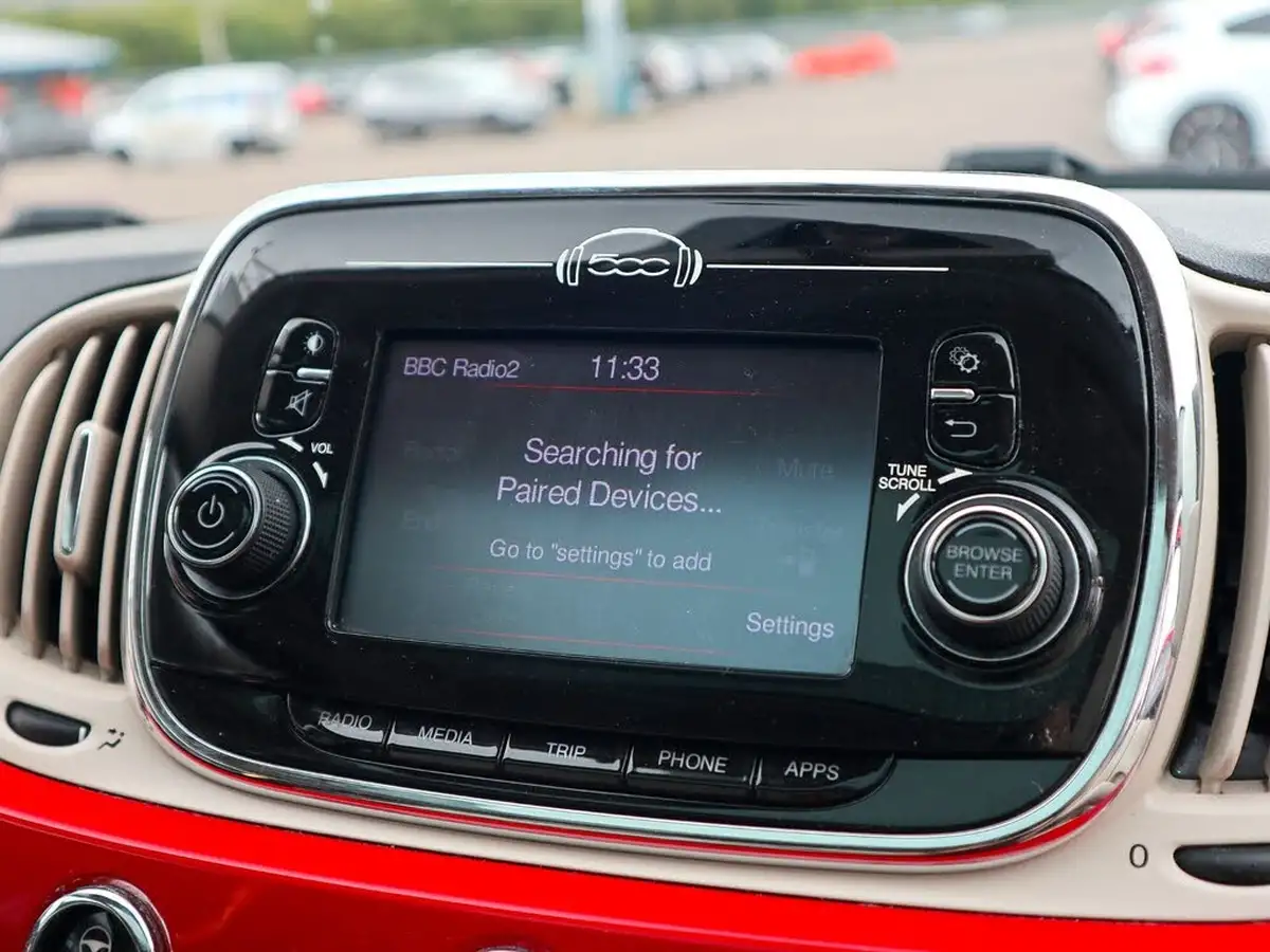 2017-fiat-500-12-lounge-big-5