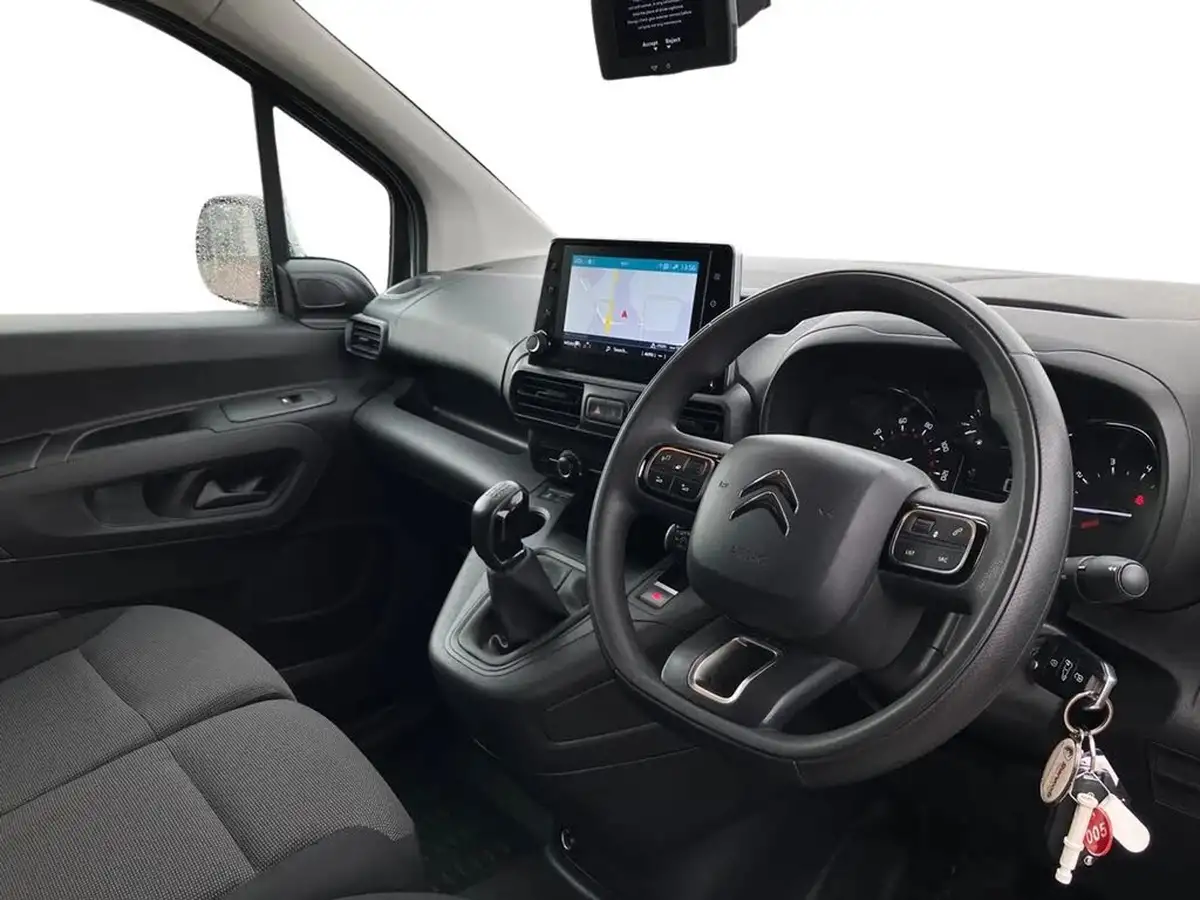 2019-citroen-berlingo-16bluehdi-950-x-big-8
