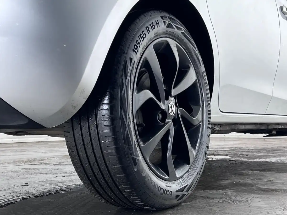 2019-vauxhall-corsa-14i-griffin-75ps-5d-big-9