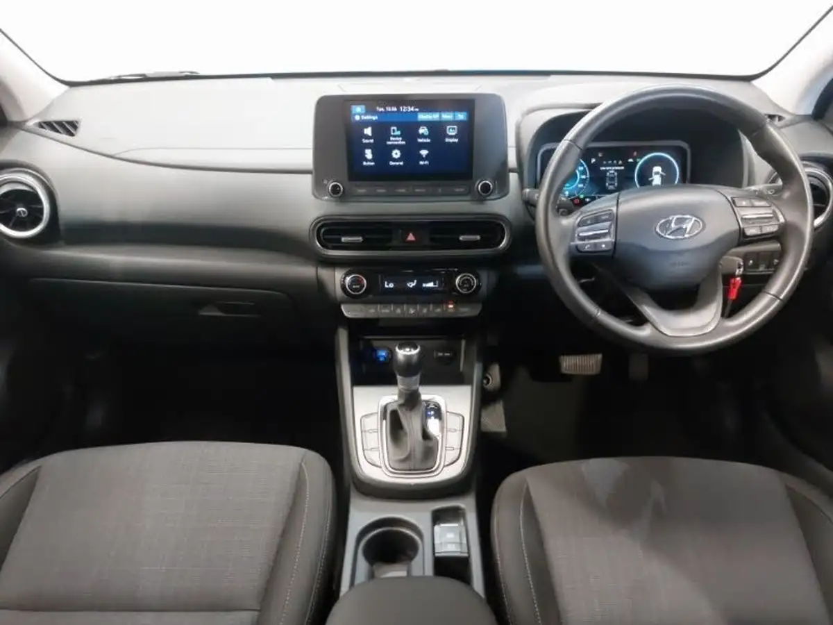 2022-hyundai-kona-16-gdi-se-connect-big-2