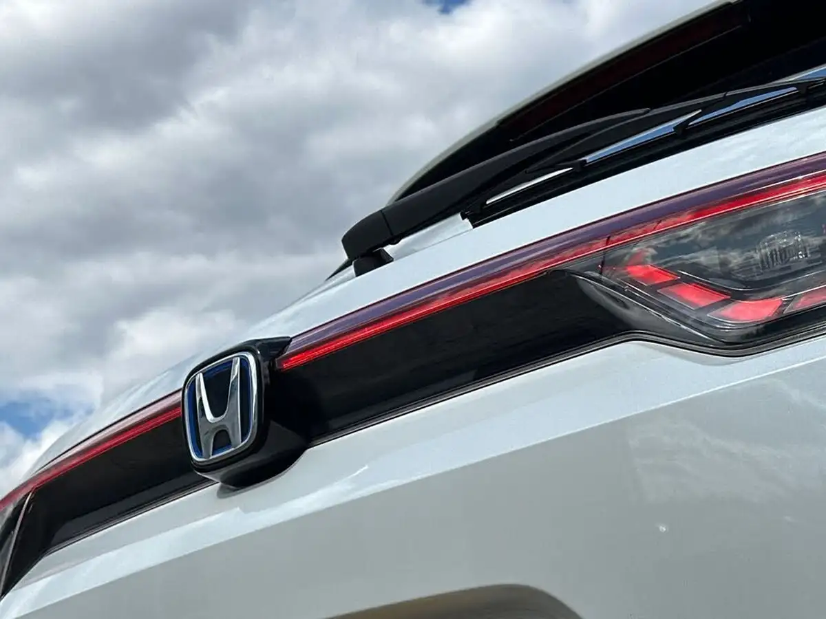 2022-honda-hr-v-15-i-mmd-advance-big-37