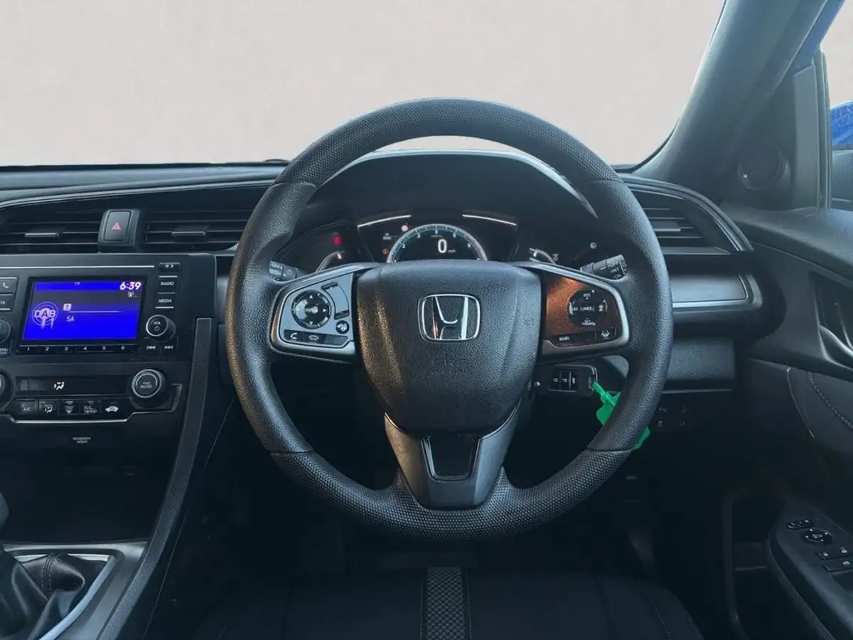 2020-honda-civic-10-vtec-turbo-se-hatchback-5d-big-13