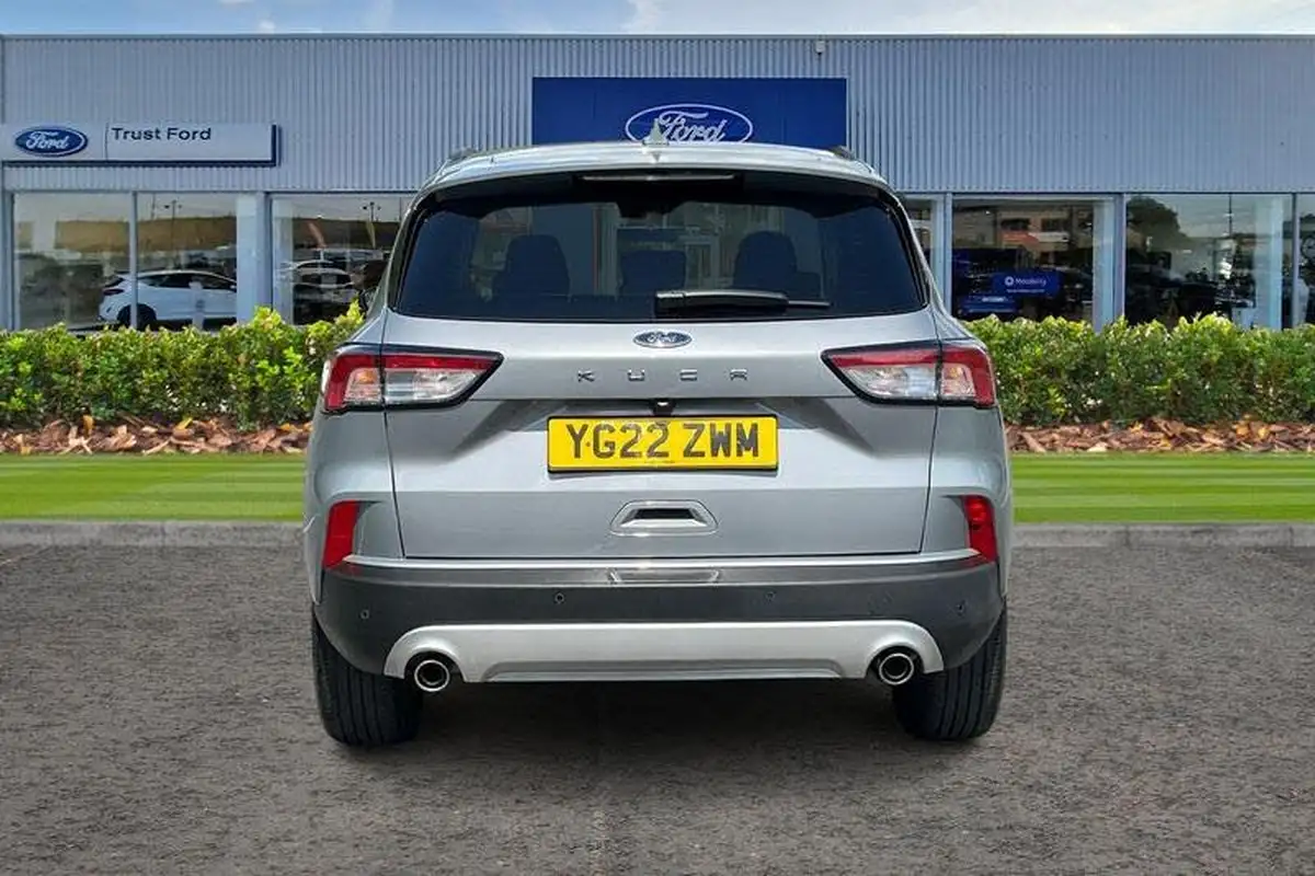 2022-ford-kuga-big-6