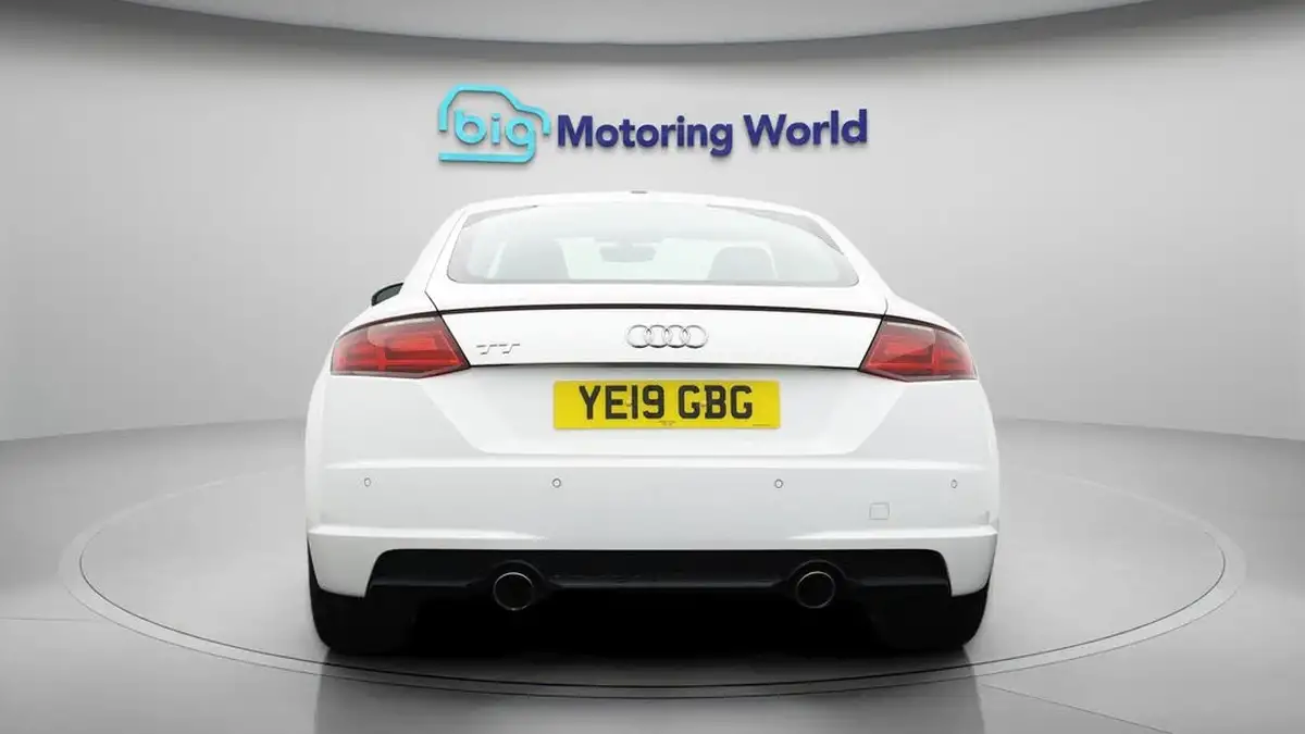 2019-audi-tt-coupe-20-40-tfsi-sport-big-6