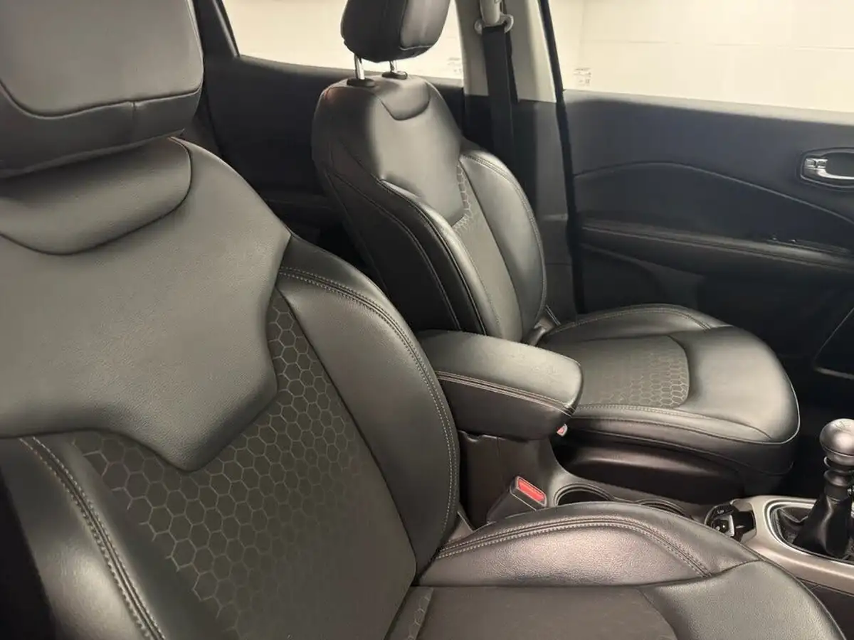 2018-jeep-compass-14-multiair-ii-longitude-big-16