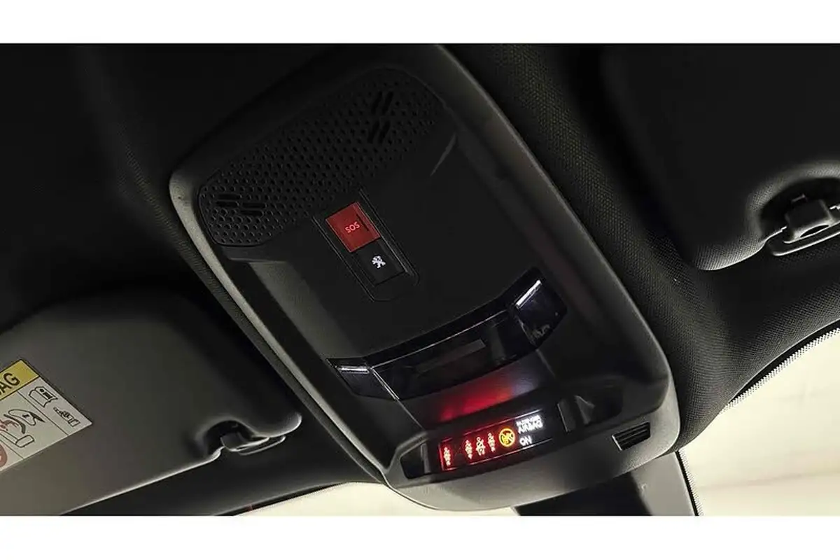 2021-peugeot-2008-suv-e-gt-big-45
