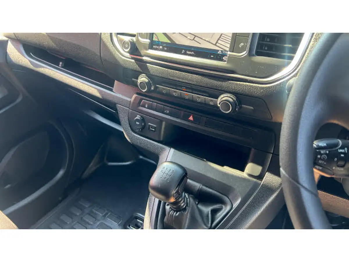 2023-peugeot-expert-15-bluehdi-asphalt-premium-long-1000-big-13