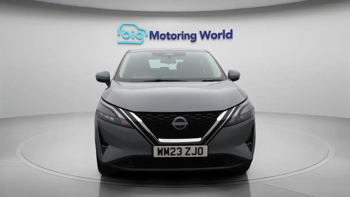 2023-nissan-qashqai-13-dig-t-acenta-premium-140ps-big-2