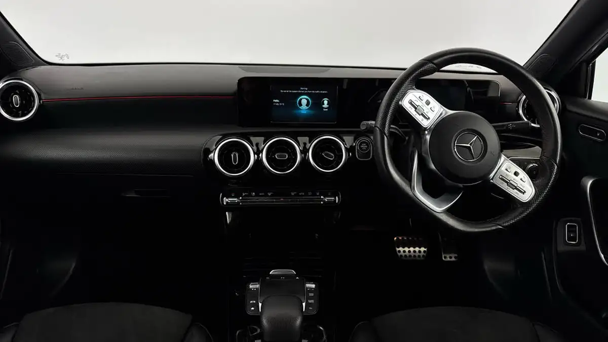 2020-mercedes-benz-a-class-13-a250e-amg-line-saloon-4d-big-10