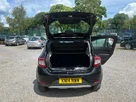 2014-dacia-sandero-stepway-15d-laureate-small-25
