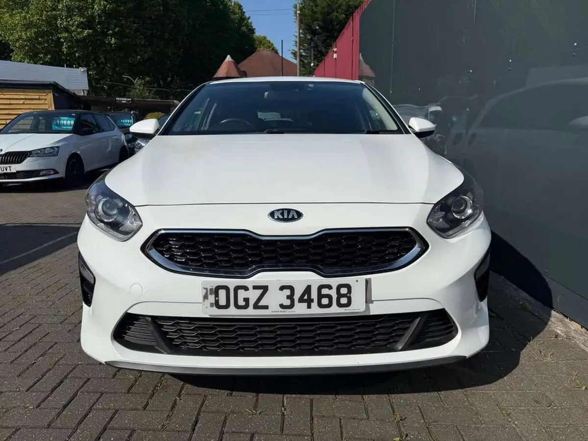 2019-kia-ceed-10-t-gdi-2-eco-hatchback-big-4