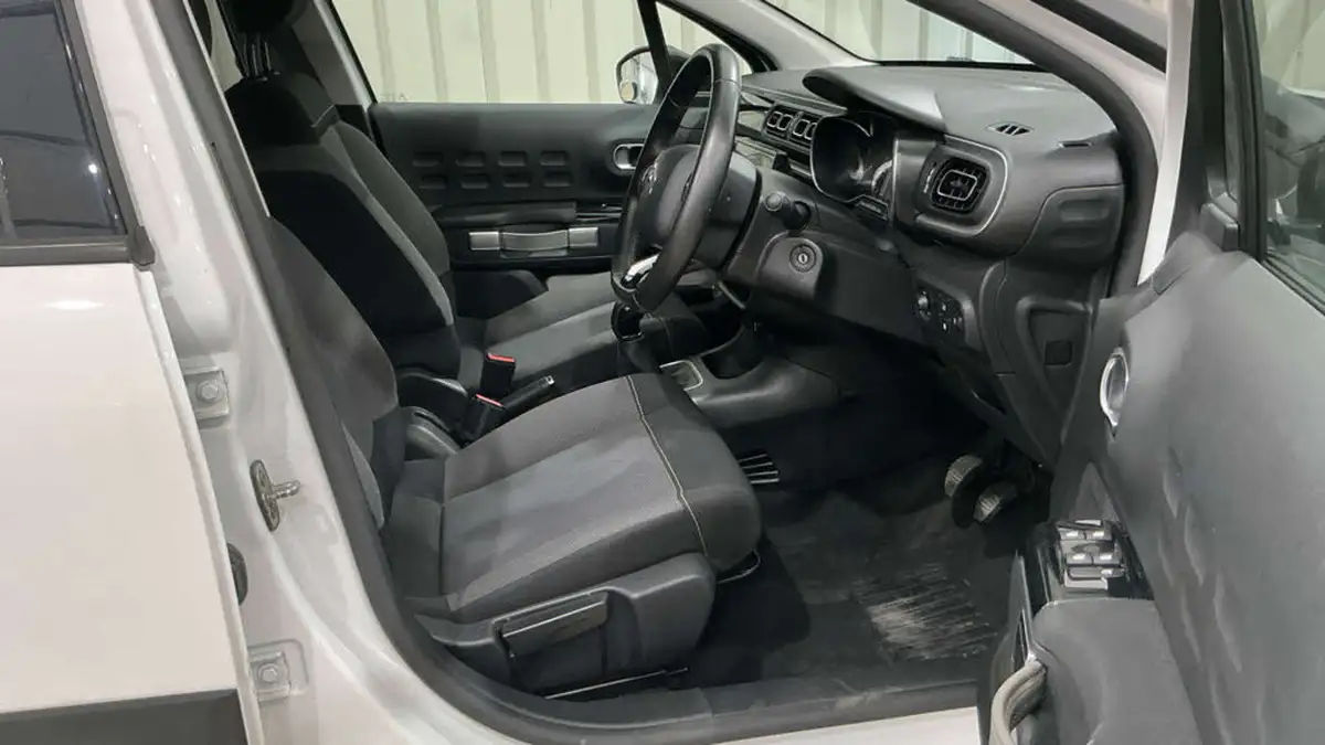 2019-citroen-c3-12-puretech-flair-82ps-ss-big-12