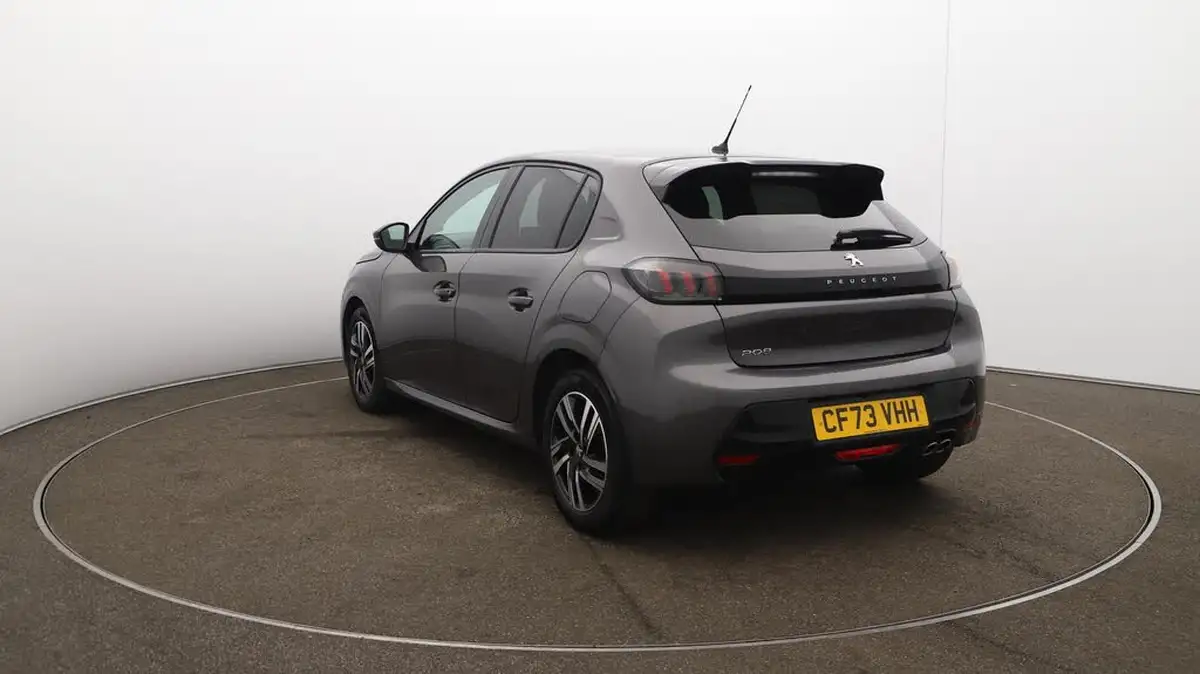 2023-peugeot-208-12-puretech-allure-premium-130ps-eat8-big-60