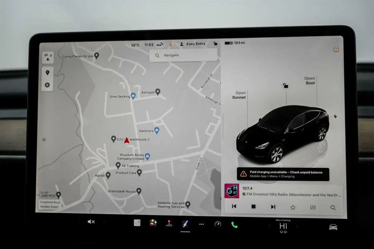 2022-tesla-model-y-e-long-range-big-33