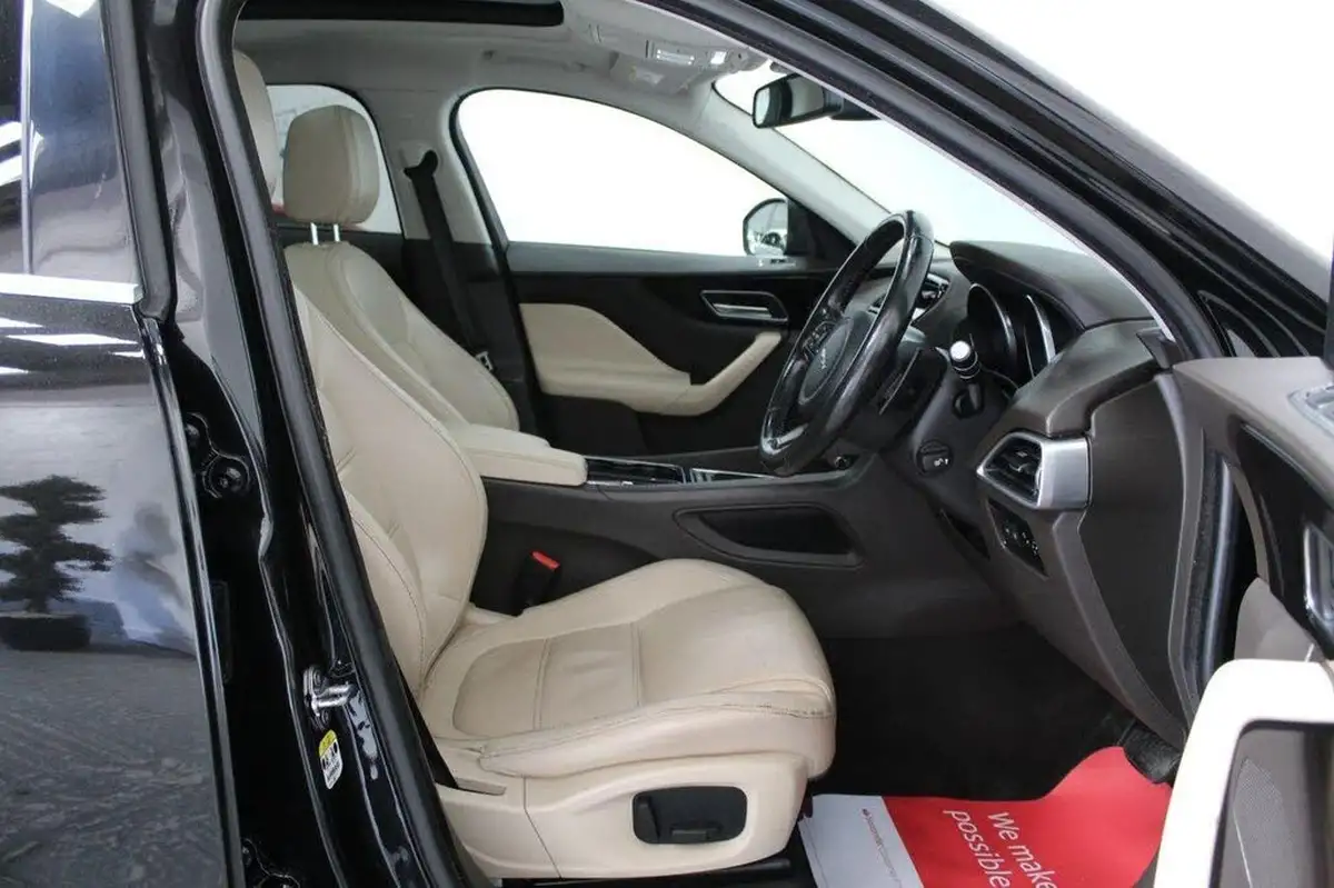 2017-jaguar-f-pace-20-i4d-prestige-180ps-awd-auto-big-31