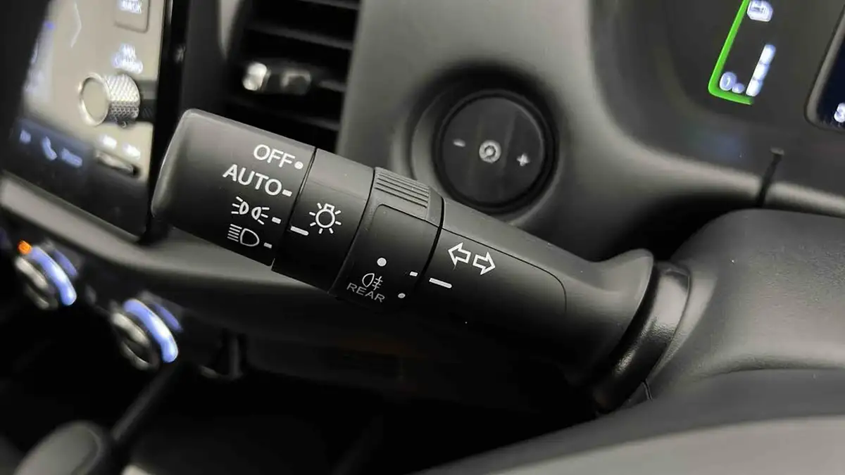 2022-honda-jazz-15-i-mmd-sr-109ps-big-35