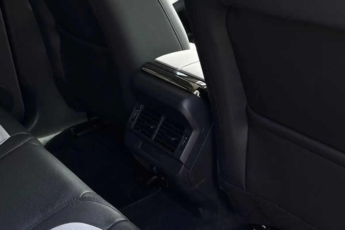 2024-land-rover-range-rover-evoque-20-d200-dynamic-se-big-35