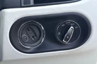 2022-porsche-macan-20-small-57