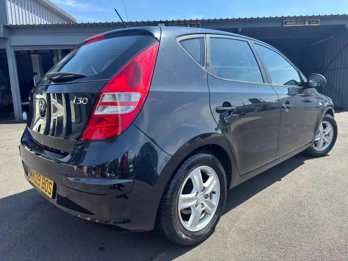 2009-hyundai-i30-14-comfort-big-4